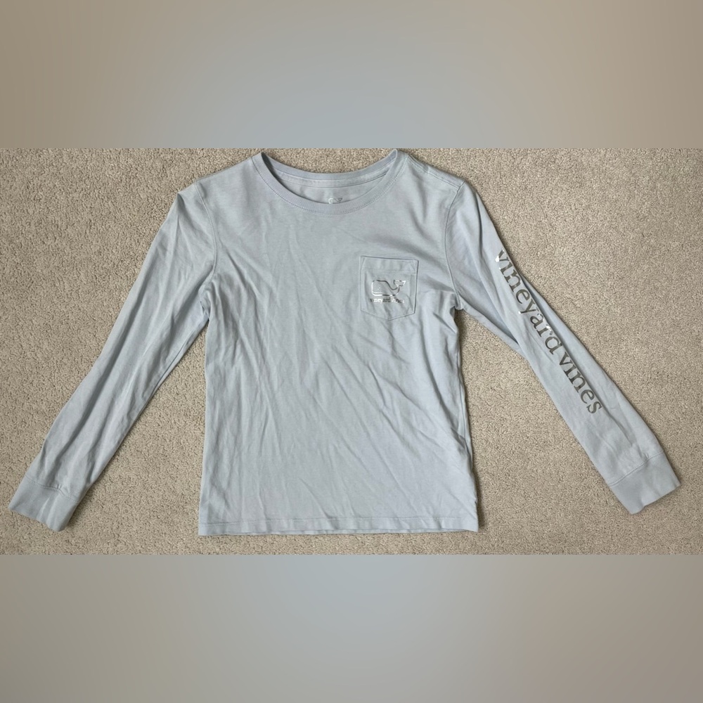 Vineyard Vines 10/12 Soft Baby Blue Color with Silver Shiny logo